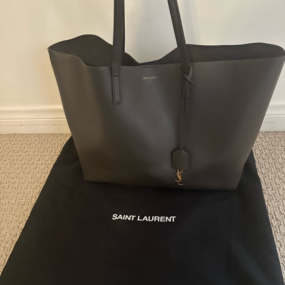 Saint Laurent (YSL) Tote